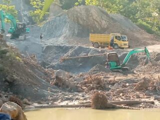 Beroperasi Tanpa Izin, Tambang Pasir Karanganyar Disebut Timbulkan Bahaya Lingkungan