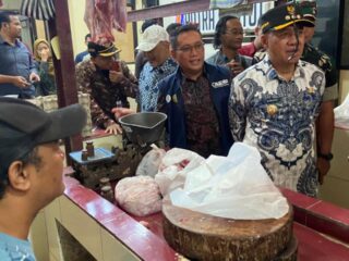 Satgas Pangan Sat Reskrim Polresta Banyumas Bersama Forkopimda Pastikan Harga Bapokting Stabil Jelang Nataru