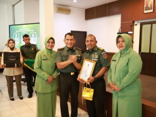 Pussimpur Gelar Acara Pelepasan Tiga Perwira Terbaik Pindah Satuan