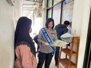 Pelayanan Pengurusan STNK di Samsat Karanganyar Berjalan Tertib dan Transparan