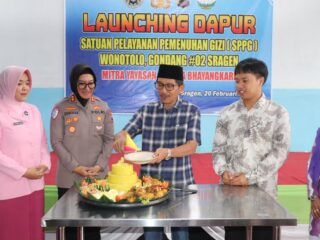 Dapur Gizi Polri Hadir di Wonotolo, Kapolres Sragen Resmikan SPPG 002 untuk 2.384 Siswa 