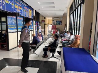 Polantas Menyapa Jadi Garda Terdepan Pelayanan SIM di Satpas Karanganyar