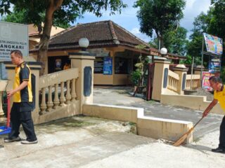 Kapolres Sragen Apresiasi Gerakan Polsek Jajaran Wujudkan Indonesia ASRI dengan Aksi Nyata Bersih-Bersih Lingkungan