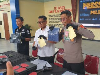 Komplotan Spesialis Curi Emas Lintas Kota Dibekuk, 28,6 Gram Kalung Senilai Rp31 Juta Digondol dari Toko di Kedawung