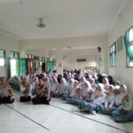 Polisi Turun ke Sekolah, Polsek Sragen Kota Gencarkan Edukasi Anti-Bullying dan Tertib Lalu Lintas Selamatkan Generasi Muda