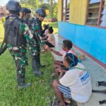 Satgas Yonif 410/ALG Pos Jagiro Laksanakan Komsos di Kampung Jagiro