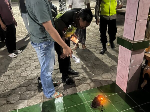 CCTV Rekam Aksi Pelaku Pembakaran Rumah di Karangawen, Polisi Kejar Terduga Pelaku