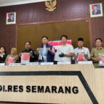 Tergiur anak didiknya, seorang pelatih Beladiri harus berurusan denga Polisi.