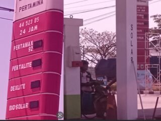 Pengangsu Diduga Bolak-Balik Ambil Solar di SPBU 44.523.05, Jerigen 35 Liter Disorot