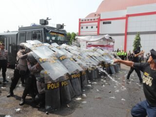 Hadapi kontijensi situasi Kamtibmas di masa Pilkades Serentak, Polres Semarang simulasikan penanganan gangguan.